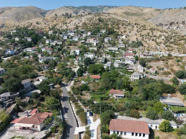 Άποψη από τα Σωφράτικα