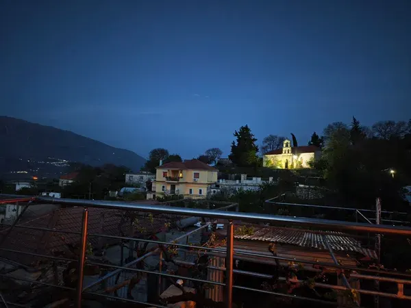 Ξημέρωμα στο χωριό μου