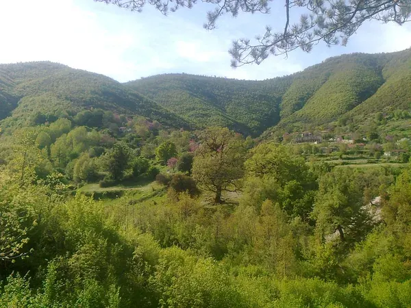 Χωριό Κρα